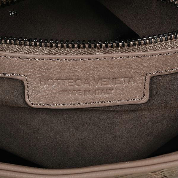 Bottega Veneta intrecciato nappa cross body bag BV13006 apricot - Click Image to Close